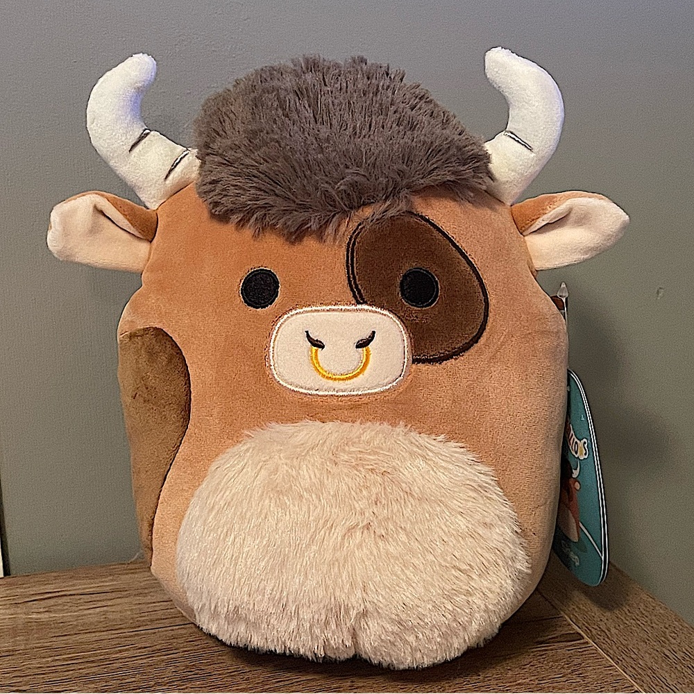 NWT Shep the bull 7" squishmallow